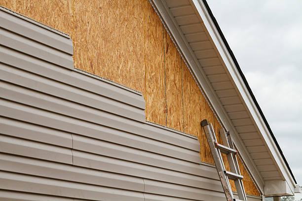 24/7 Emergency Storm Damage Siding Repair experts in Coburn, PA
